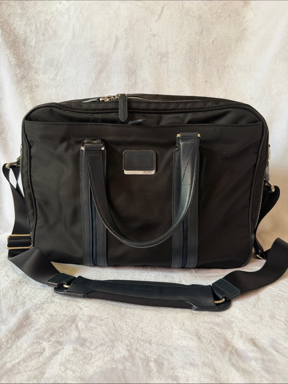 Tumi Black Men's Laptop Briefcase with Shoulder Strap